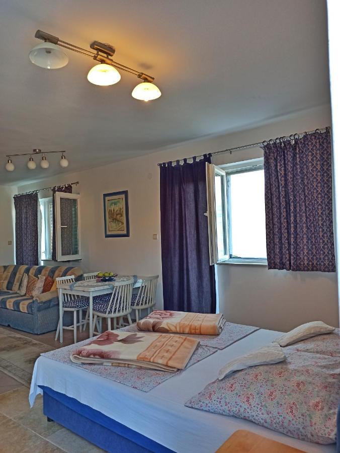 Apartments Vejo Korčula Eksteriør bilde