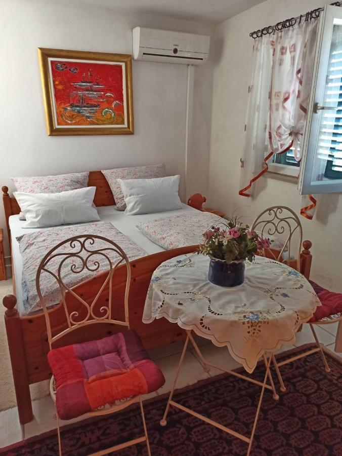 Apartments Vejo Korčula Eksteriør bilde