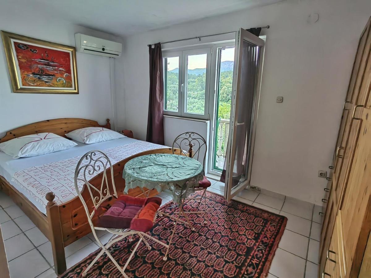 Apartments Vejo Korčula Eksteriør bilde