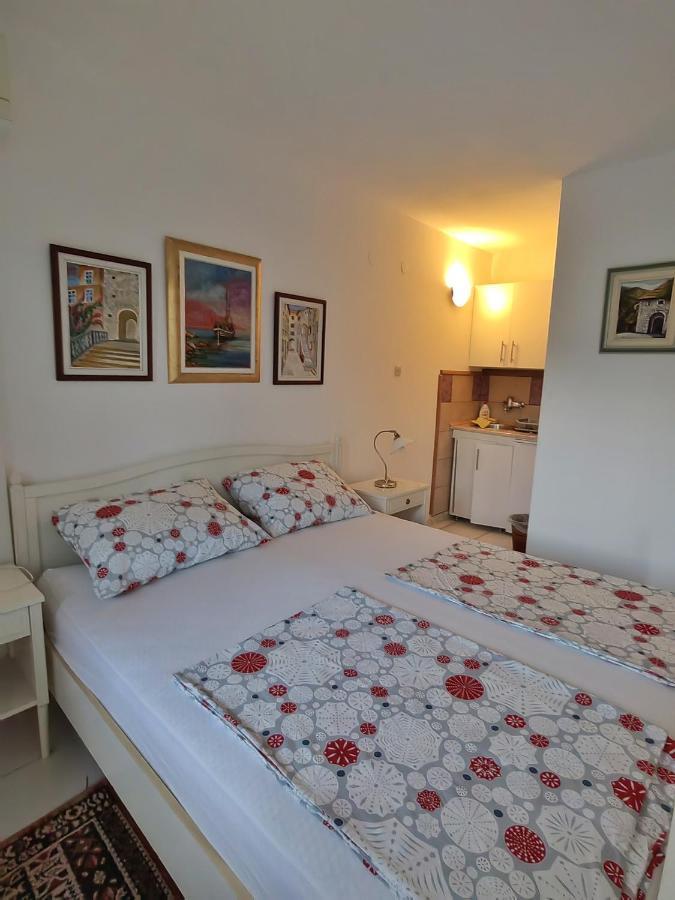 Apartments Vejo Korčula Eksteriør bilde