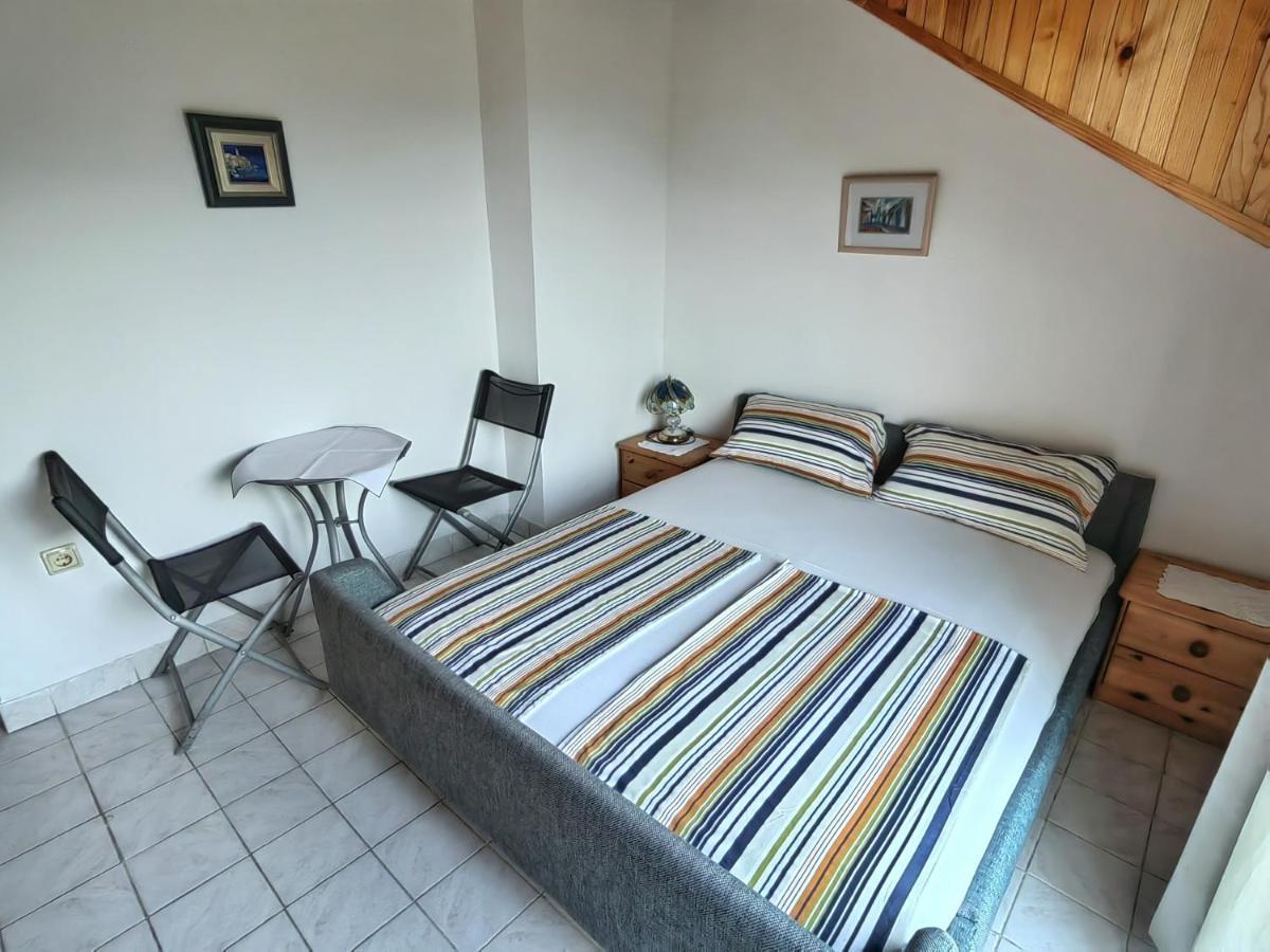 Apartments Vejo Korčula Eksteriør bilde